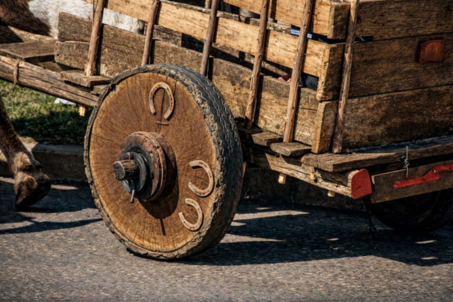 LAS RUEDAS QUE EL TIEMPO DEJÓ ATRÁS,,,